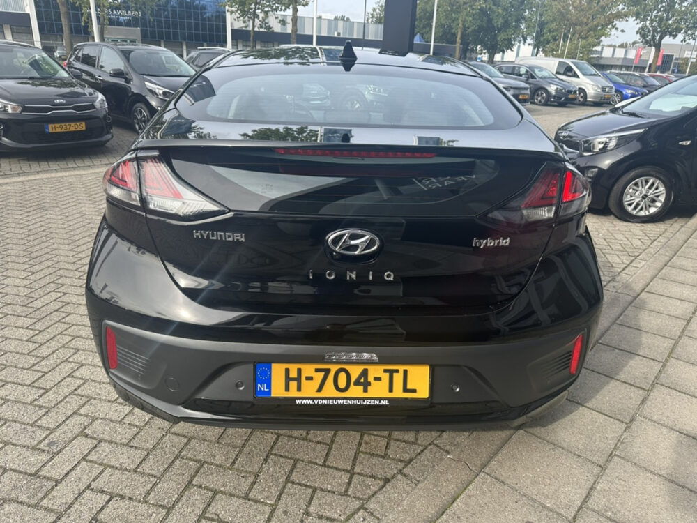 Hyundai IONIQ