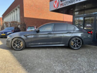 BMW 5 Serie M5 Competition // Laser-lights // HUD // B&W audio // ADAP. CRUISE // M Carbon-keramisch remmen // CARBON DAK //