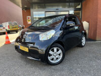 Toyota iQ