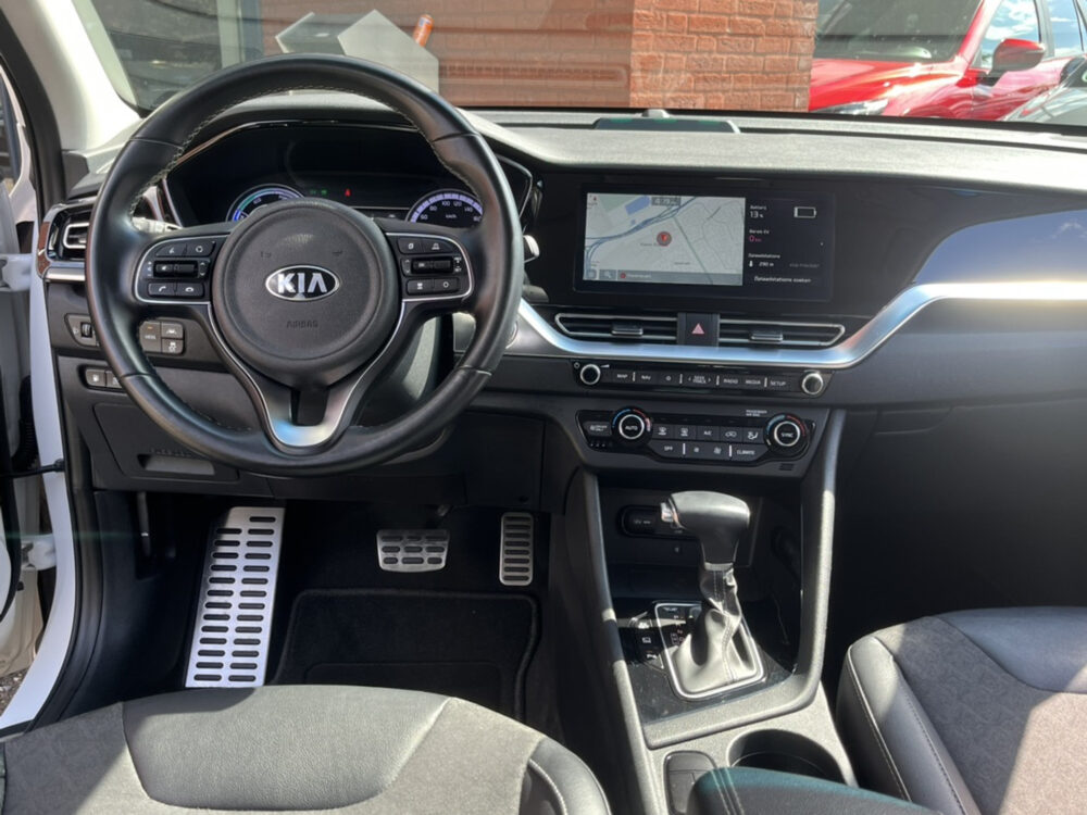 Kia Niro 1.6 GDi PHEV DynamicPlusLine // NAVI // FULL LED // CAMERA // PDC