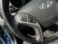 Hyundai i30 1.6 GDI i-Motion // PDC // AIRCO // CRUISE // ELEK. RAMEN