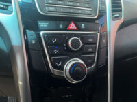 Hyundai i30 1.6 GDI i-Motion // PDC // AIRCO // CRUISE // ELEK. RAMEN