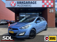 Hyundai i30 1.6 GDI i-Motion // PDC // AIRCO // CRUISE // ELEK. RAMEN