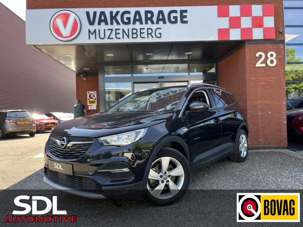 Opel Grandland X 1.6 Turbo Hybrid Business Edition // FULL LED // KEYLESS // CAMERA // NAVI+CARPLAY // STOELVERWARMING //