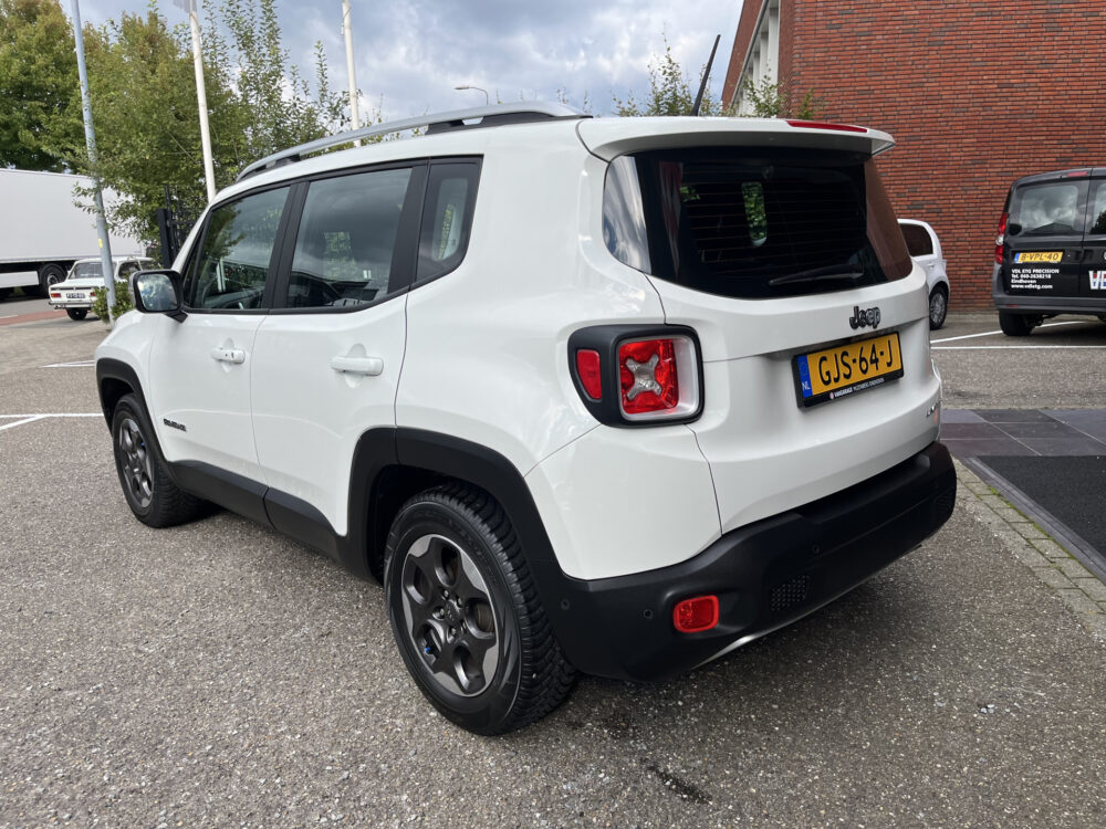 Jeep Renegade 1.4 MultiAir Limited // NAVI // ADAP. CRUISE // CAMERA+SENSOREN // KEYLESS //