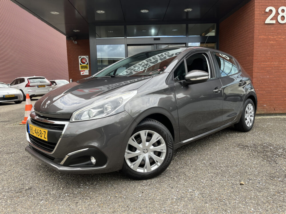 Peugeot 208 1.2 PureTech Blue Lion // DEALER ONDERHOUDEN // NAVI // PDC // CRUISE // AIRCO //