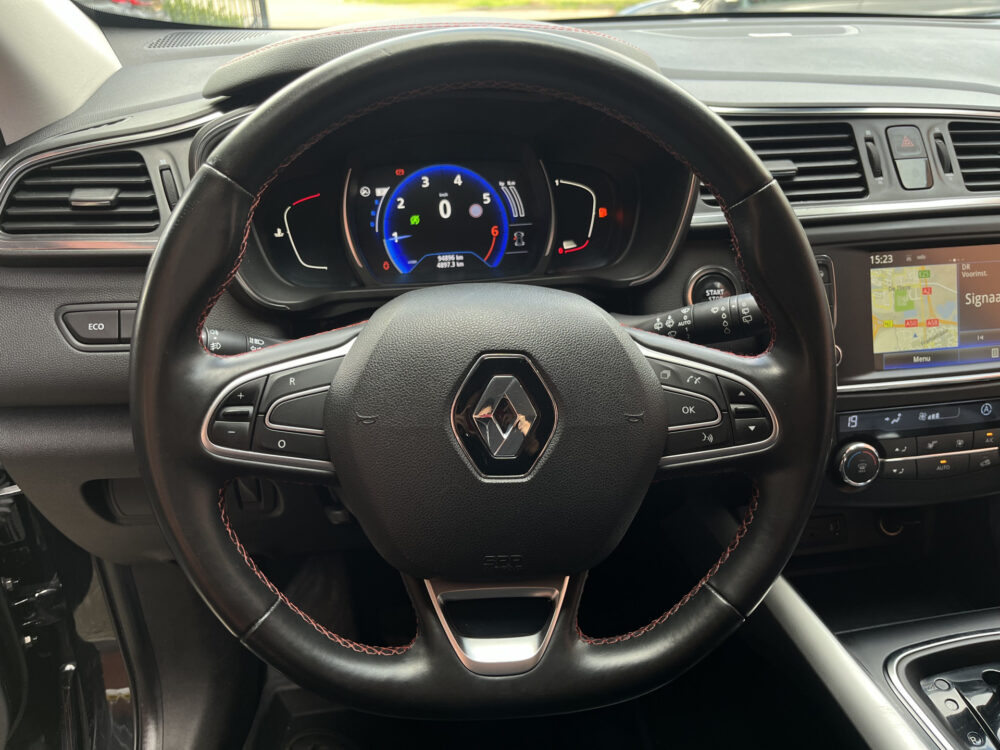 Renault Kadjar 1.2 TCe Bose // FULL LED // NAVI // BOSE AUDIO // KEYLESS // LEDER // CAMERA+SENSOREN // STOELVERWARMING //