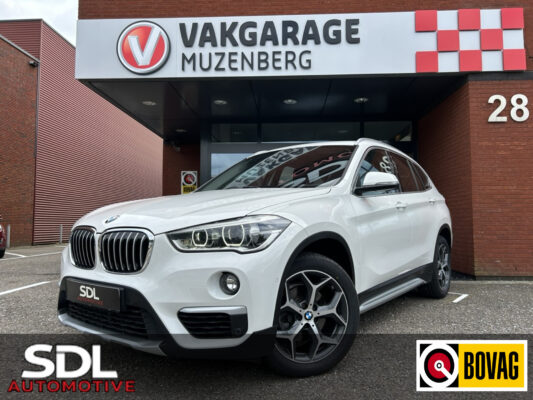 BMW X1 sDrive18i High Executive // FULL LED // PDC // NAVI // DAB // ELEK. KOFFERKLEP