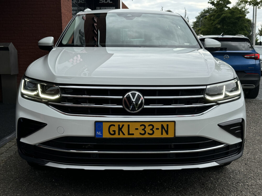 Volkswagen Tiguan 1.4 eHybrid Life Edition // FULL LED // ERGO/MASSAGE SPORT STOELEN // CARPLAY // CAMERA