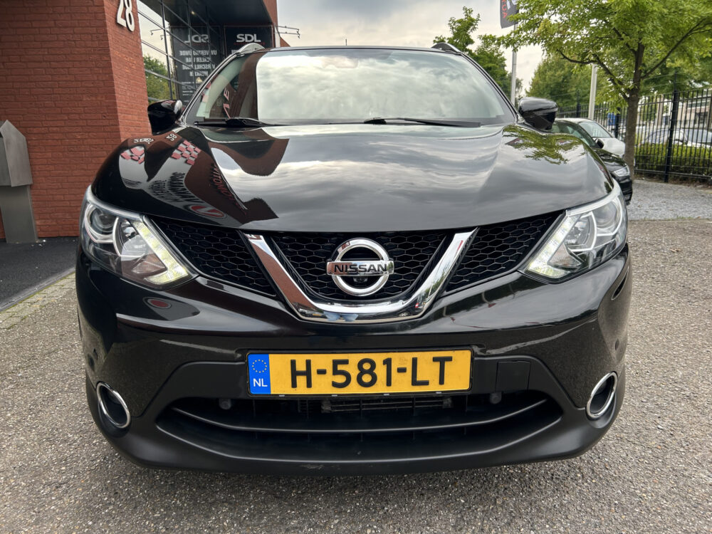 Nissan QASHQAI 1.2 N-Vision // NAVI // CLIMA // PANODAK // CRUISE // TREKHAAK // 360° CAMERA //