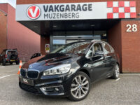 BMW 2 Serie Active Tourer 225xe iPerformance High Executive // FULL LED // ELEK. STOELEN+GEHEUGEN // LEDER // HEAD-UP DISPLAY // ELEK. KLEP 