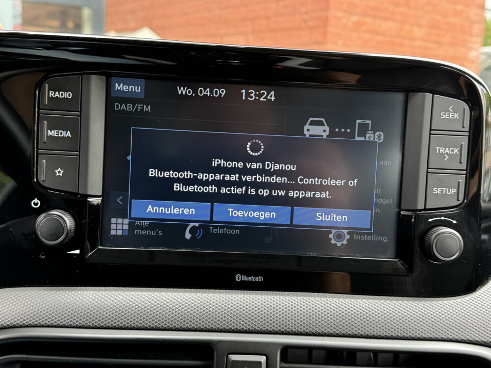 Hyundai i10 1.0 Comfort 5-zits // APPLE CARPLAY / ANDROID AUTO // PDC // AIRCO // CRUISE // LICHT METALEN VELGEN