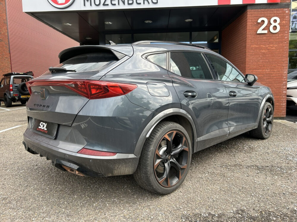 CUPRA Formentor 1.4 e-Hybrid VZ Performance // FULL LED // MEMORY SEAT // CAMERA // CARPLAY // NAVI