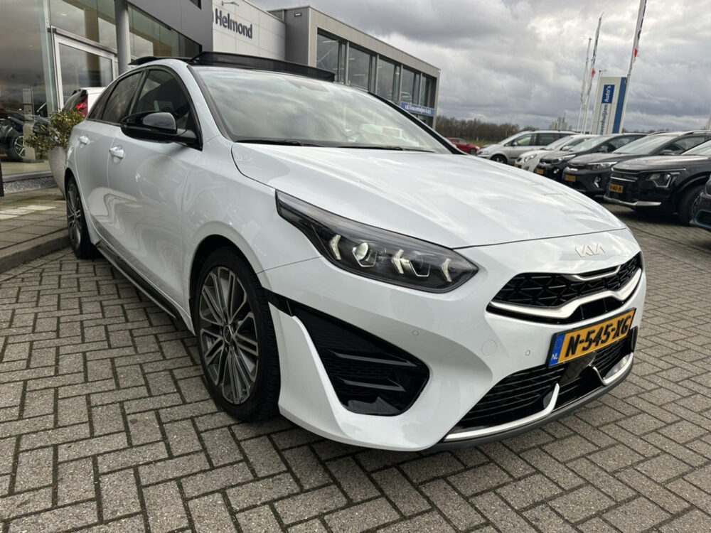 Kia ProCeed