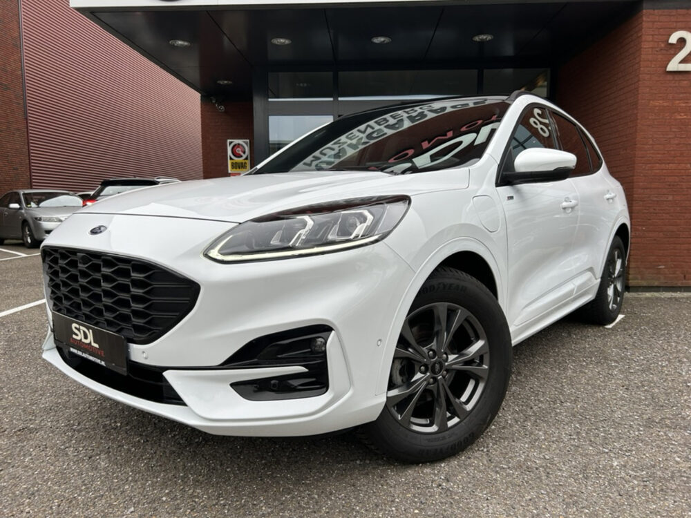 Ford Kuga 2.5 PHEV ST-Line // FULL LED // PANO/SCHUIFKANTELDAK // CAMERA // APPLECARPLAY / ANDROID AUTO