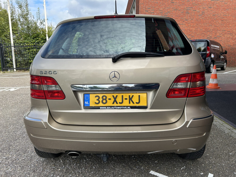 Mercedes-Benz B-Klasse 200 // AUTOMAAT!! // TREKHAAK // AIRCO // HOGE INSTAP // LM VELGEN