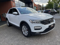 Volkswagen T-Roc 1.0 TSI Style // LED // NAVI + CARPLAY // CAMERA+SENSOREN // CLIMA // STOELVERWARMING //