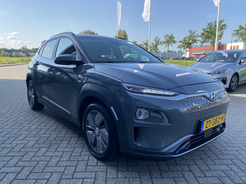 Hyundai KONA EV Premium 64 kWh