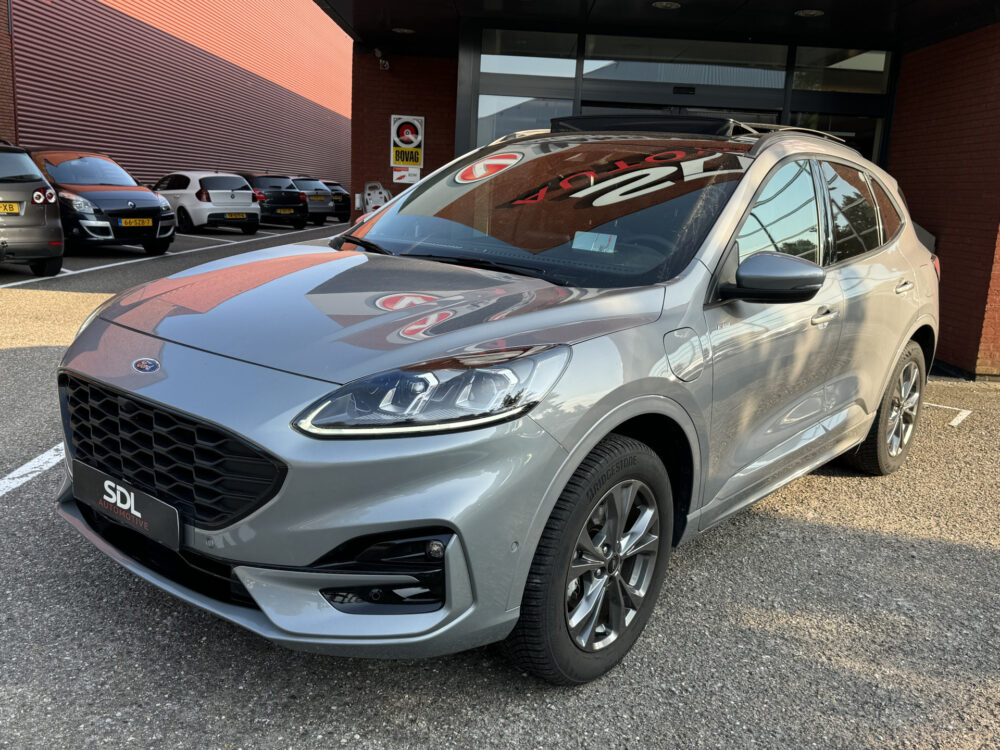 Ford Kuga 2.5 PHEV ST-Line // NAVI // CAMERA // PANO DAK // ADAPTIVE CRUISE // CLIMA