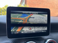 Mercedes-Benz A-Klasse 180 Business Solution AMG // NAVI // FULL LED // CAMERA // PDC