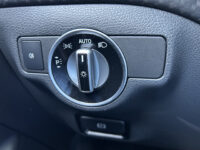 Mercedes-Benz A-Klasse 180 Business Solution AMG // NAVI // FULL LED // CAMERA // PDC