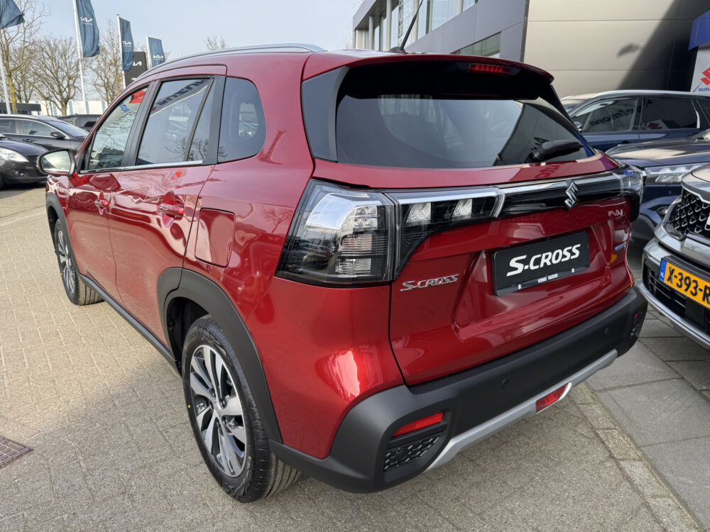 Suzuki S-Cross