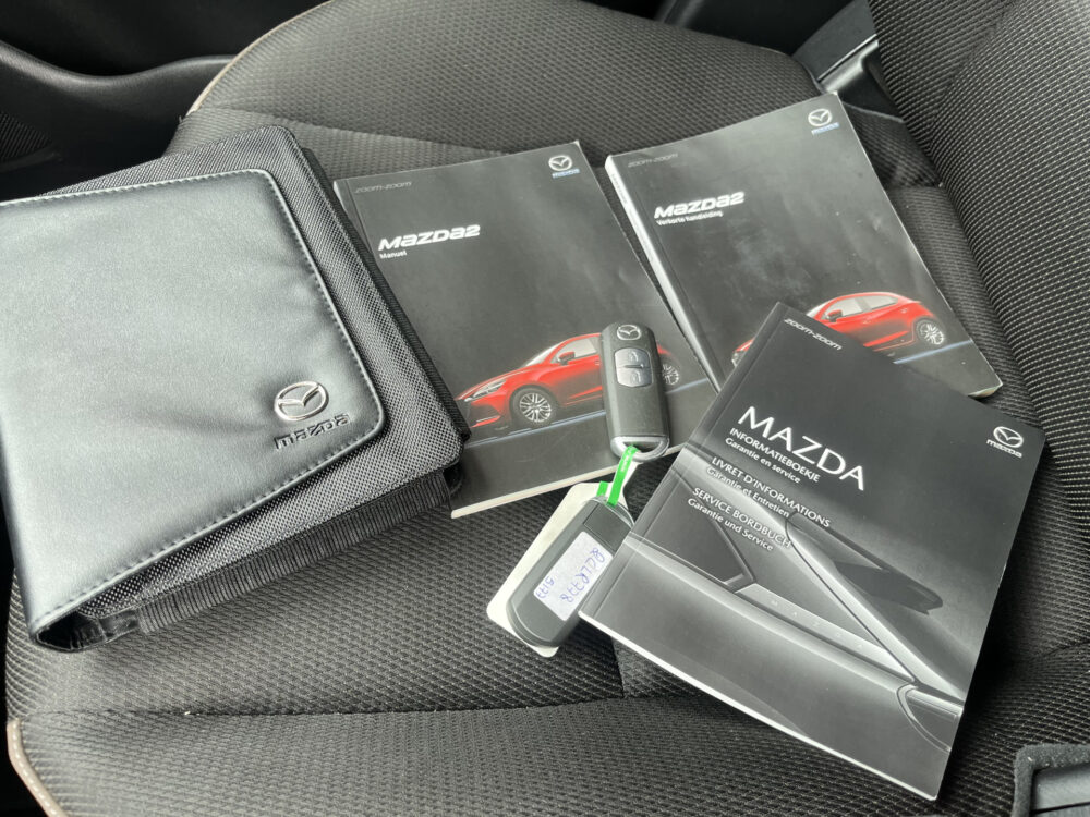 Mazda 2
