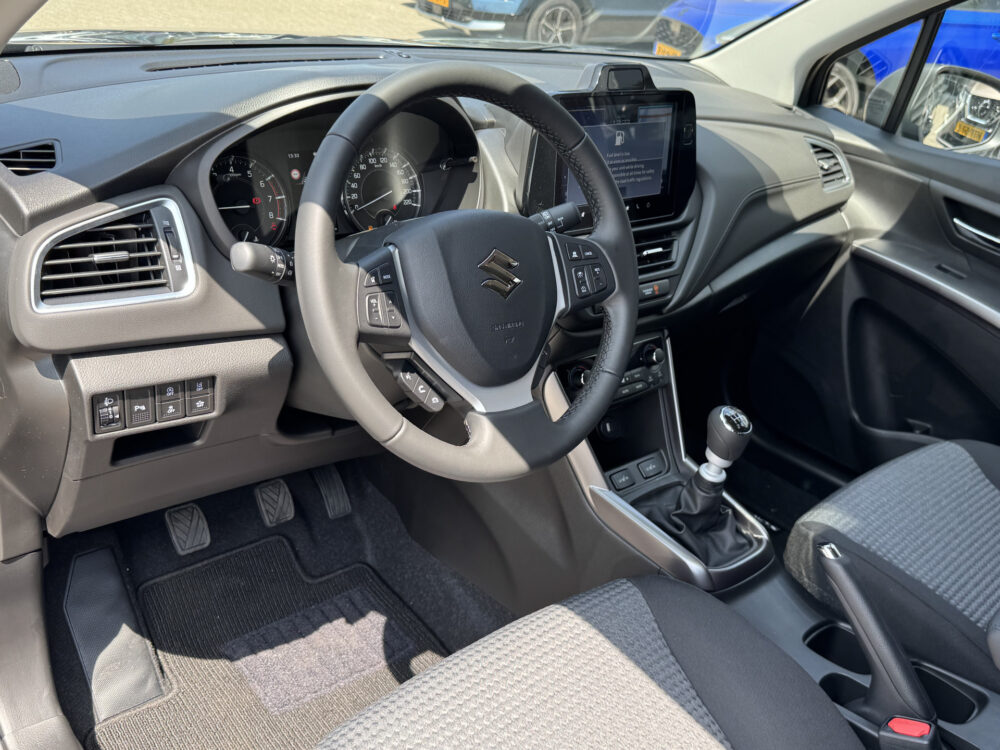Suzuki S-Cross