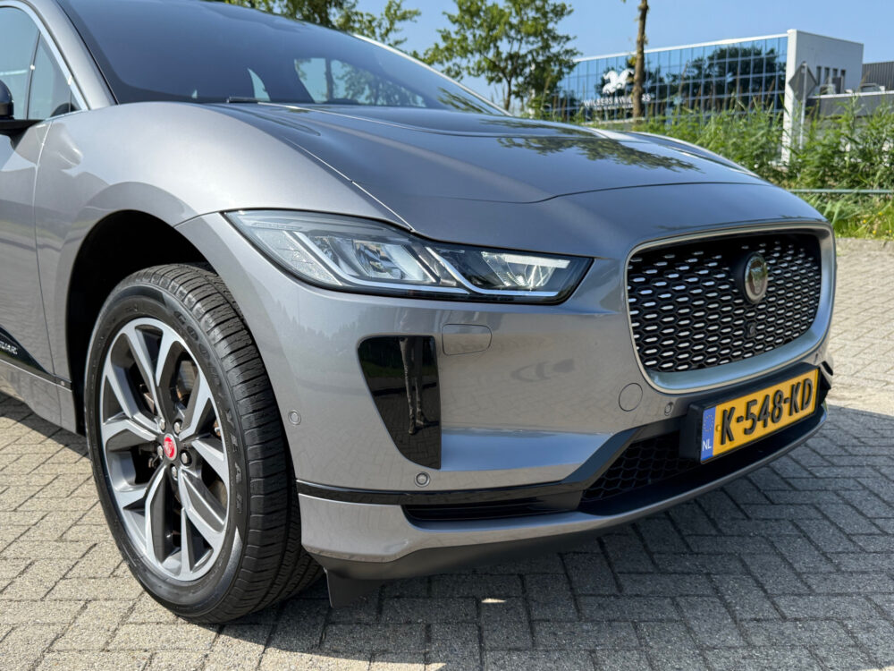 Jaguar I-PACE