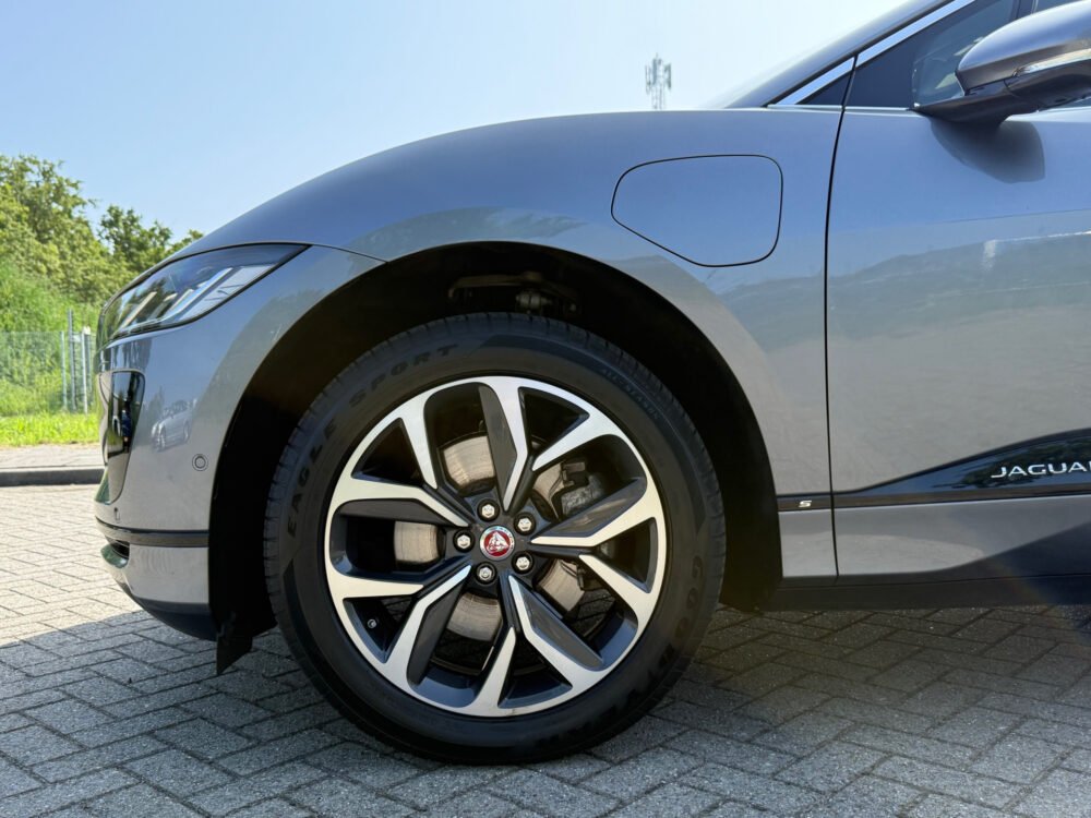 Jaguar I-PACE