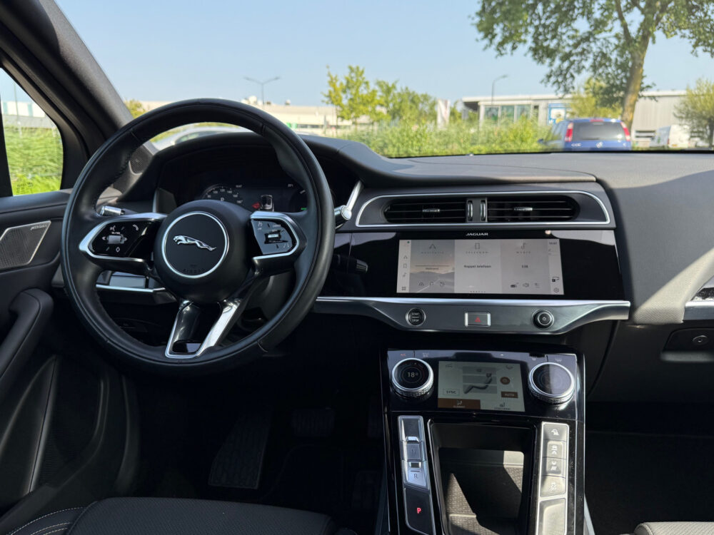 Jaguar I-PACE