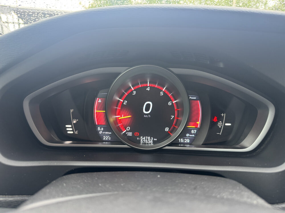 Volvo V40