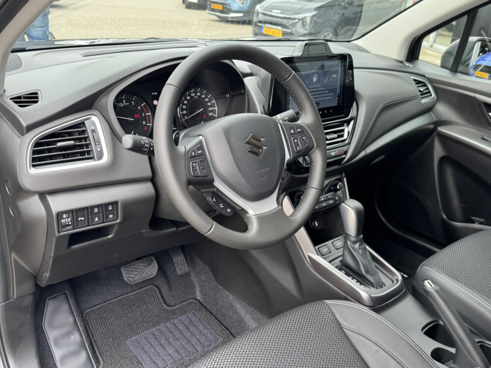 Suzuki S-Cross