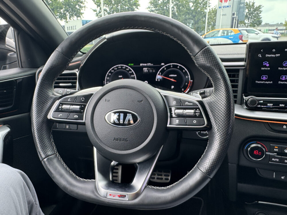 Kia ProCeed