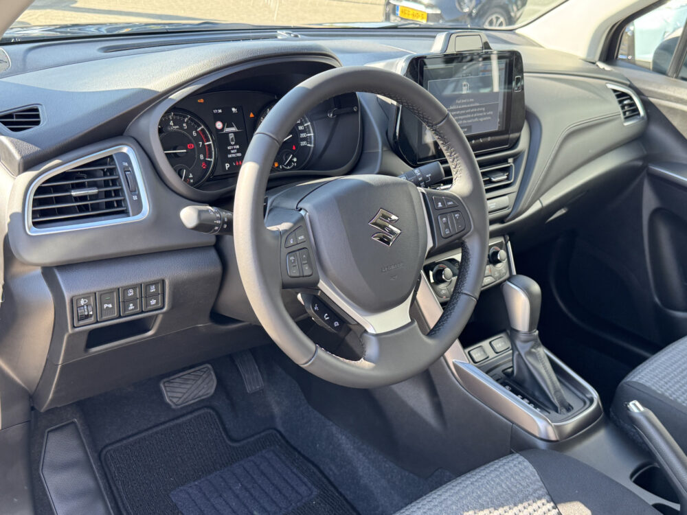 Suzuki S-Cross