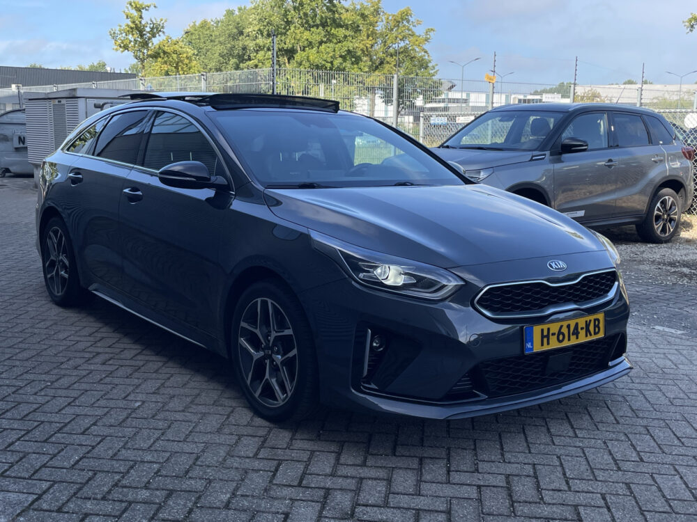 Kia ProCeed
