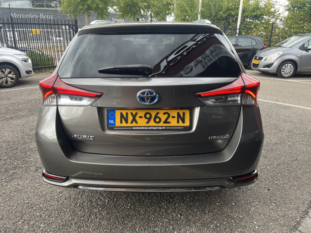 Toyota Auris Touring Sports