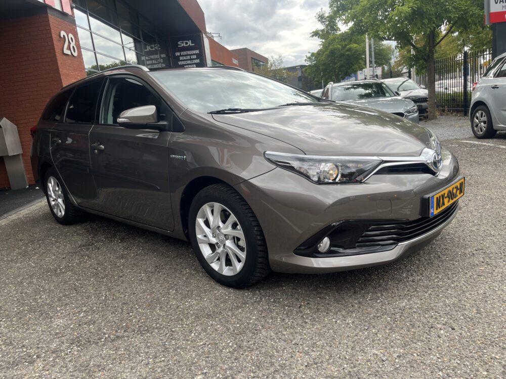Toyota Auris Touring Sports