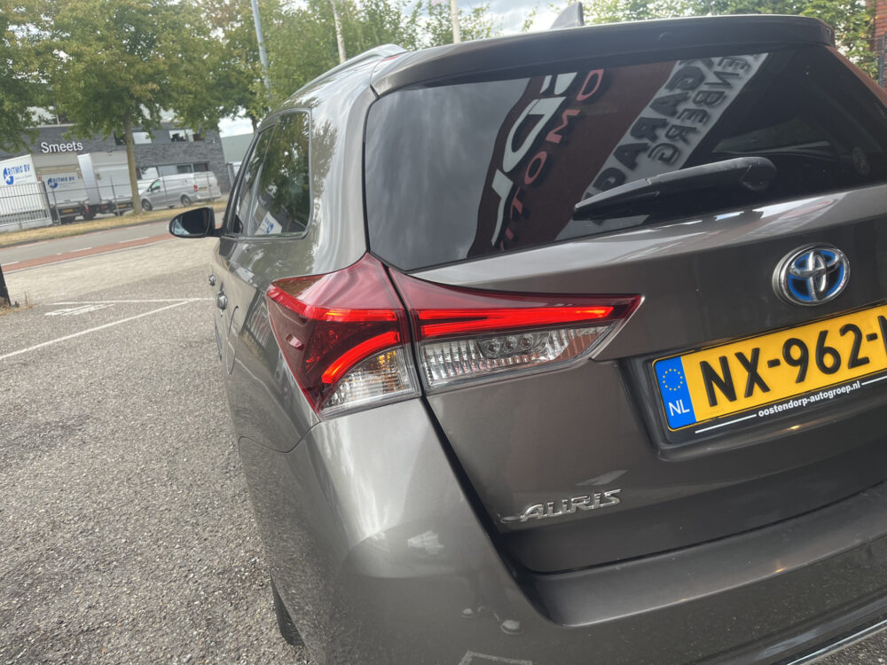 Toyota Auris Touring Sports