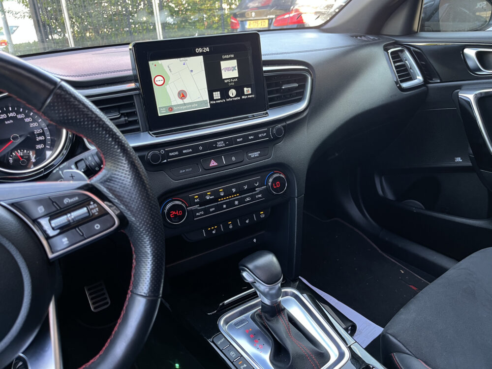 Kia ProCeed
