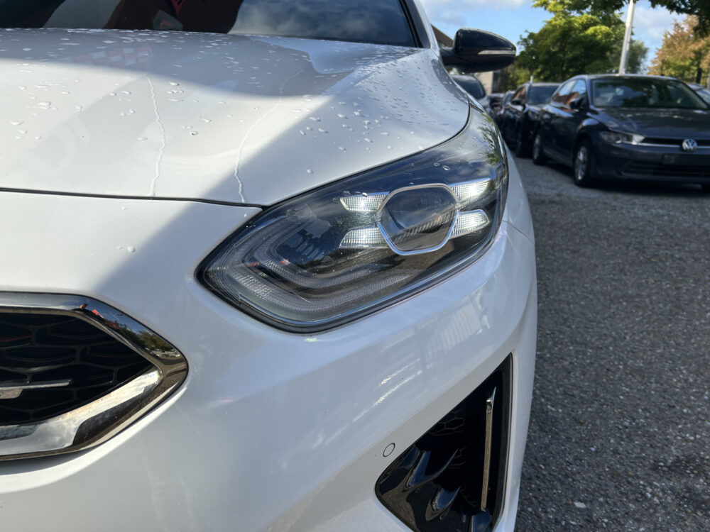 Kia ProCeed