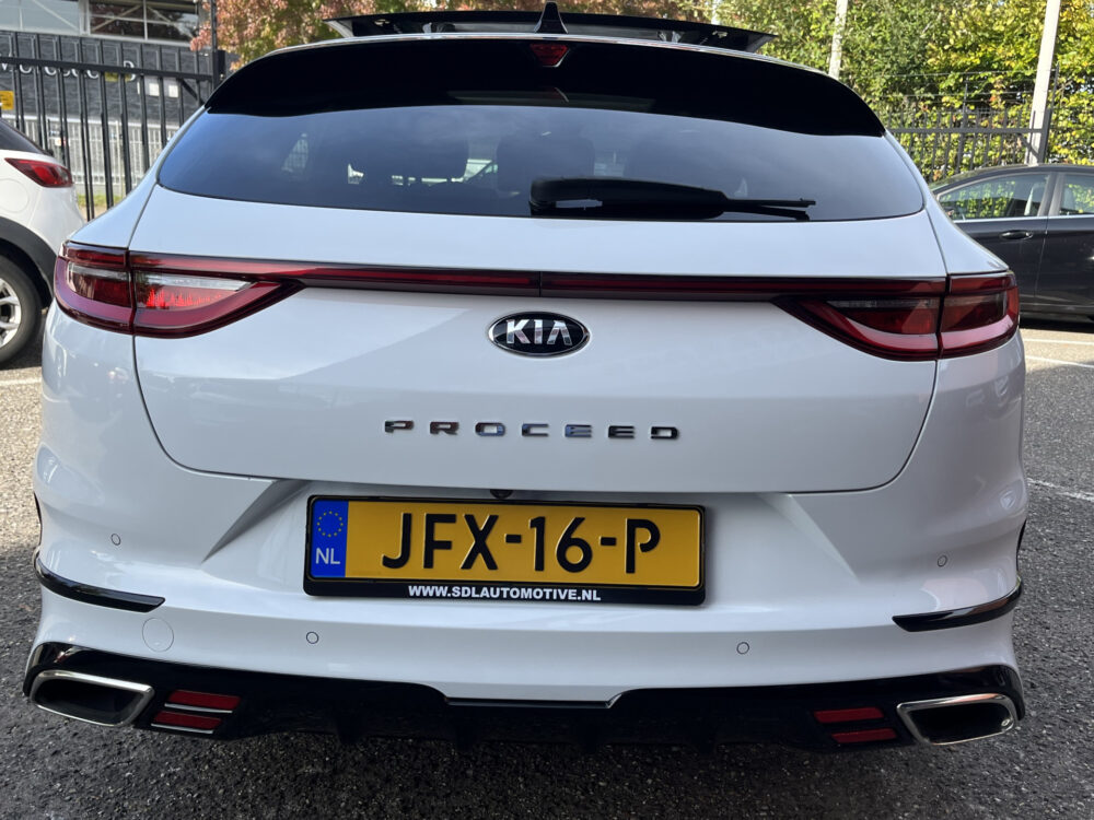 Kia ProCeed