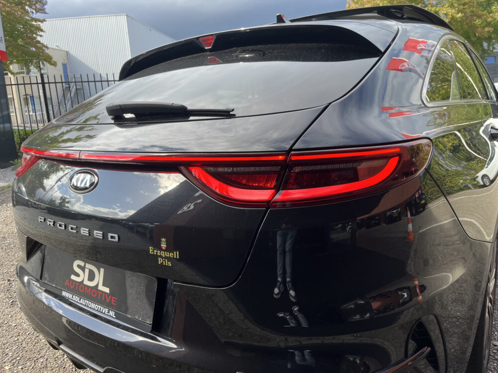 Kia ProCeed