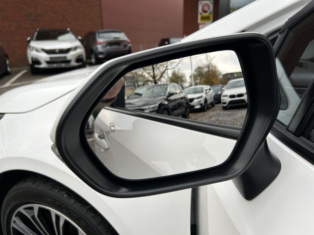 Toyota Corolla Touring Sports