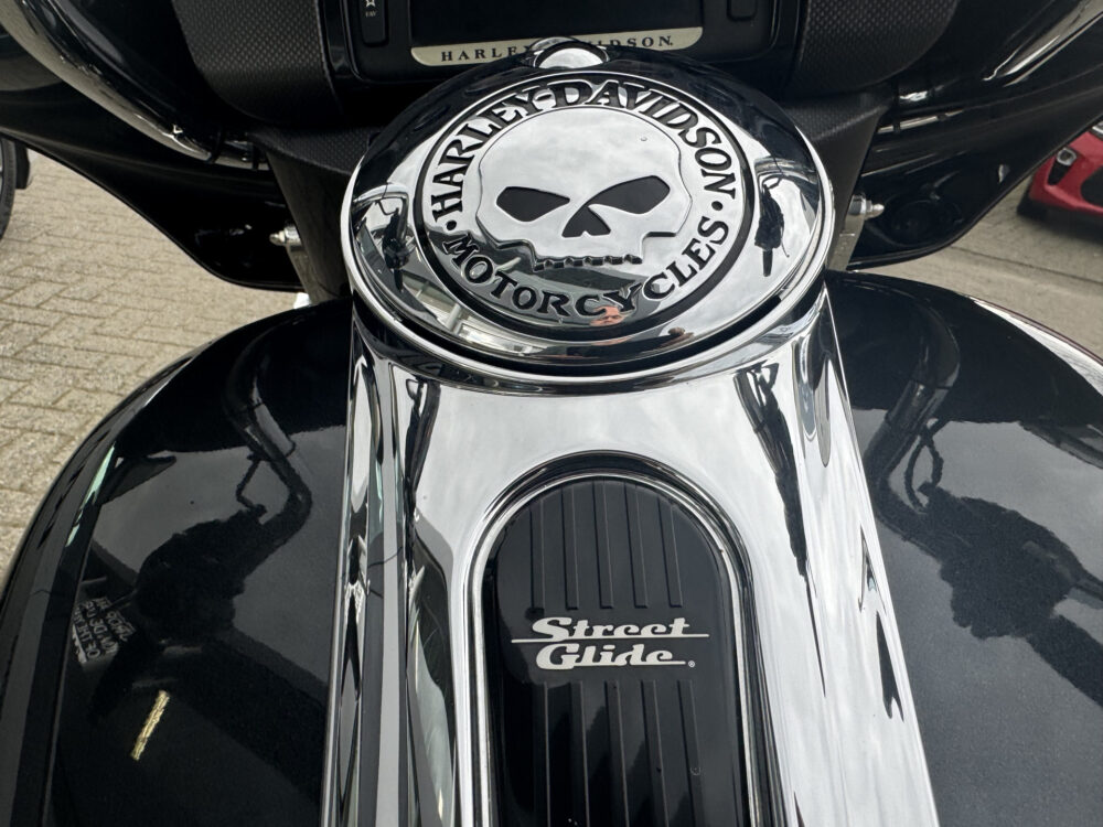 Harley-Davidson Array