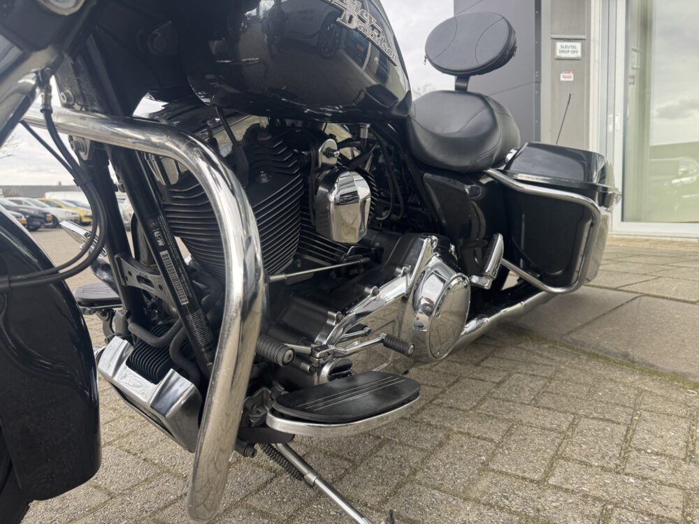 Harley-Davidson Array