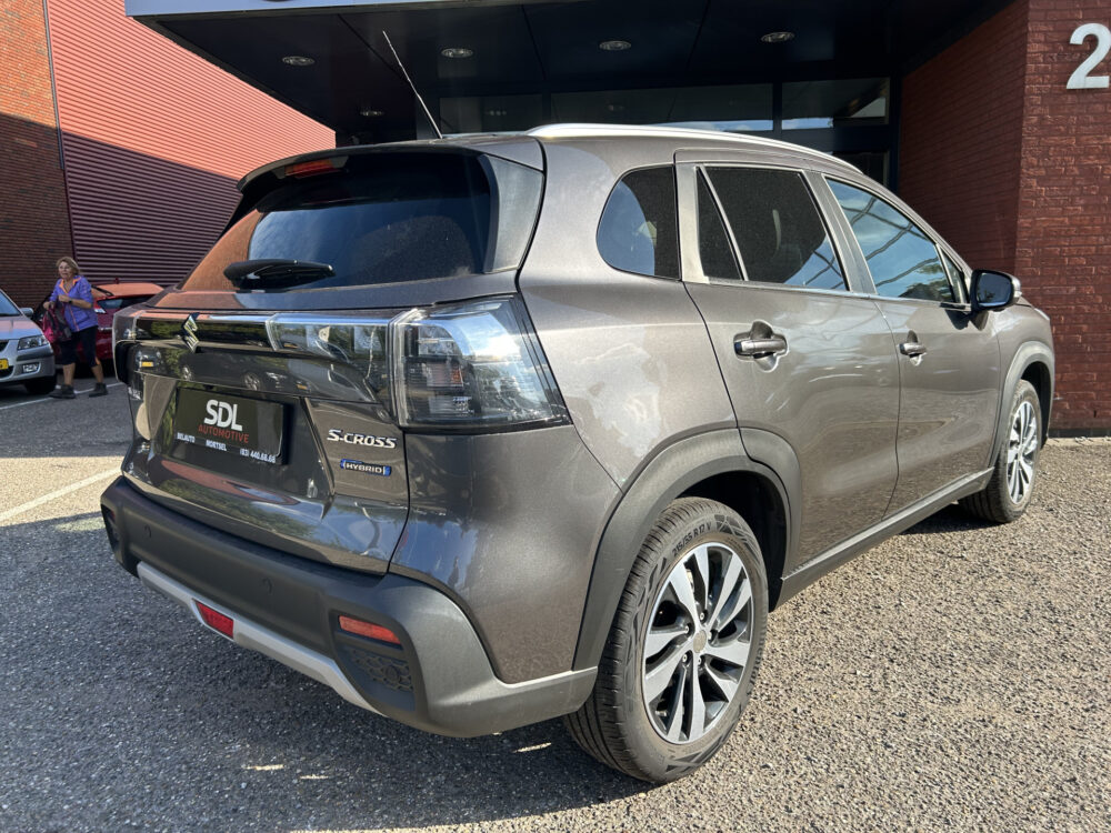 Suzuki S-Cross