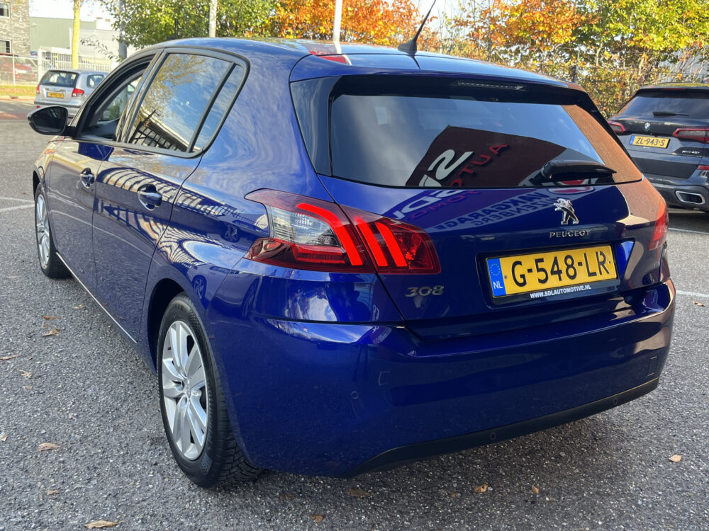 Peugeot 308