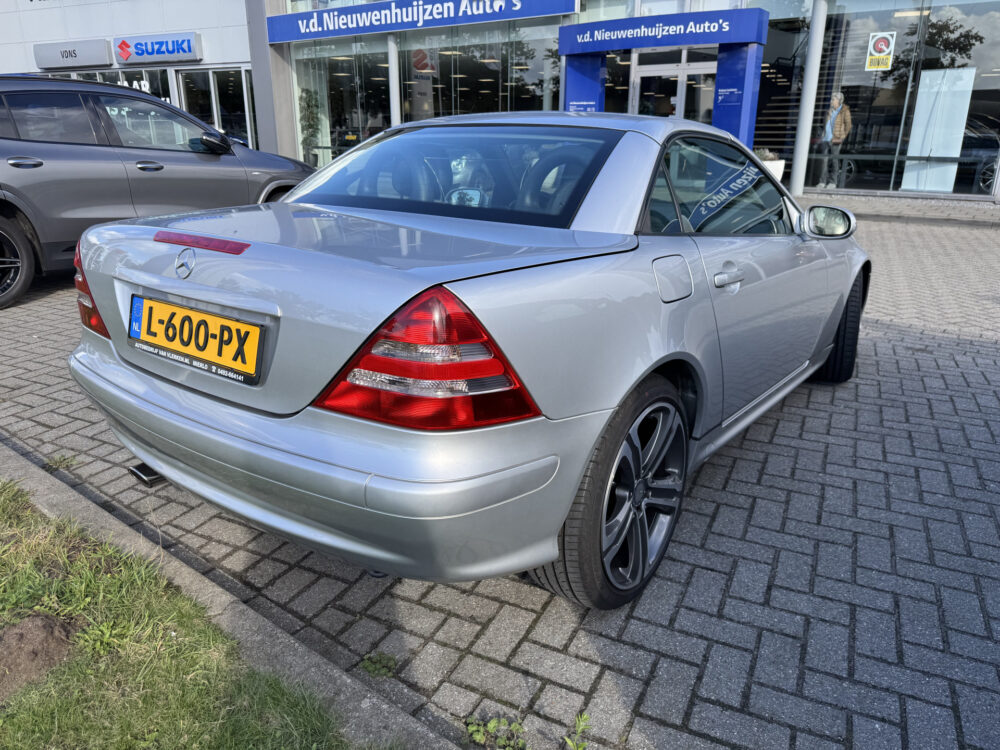 Mercedes-Benz SLK
