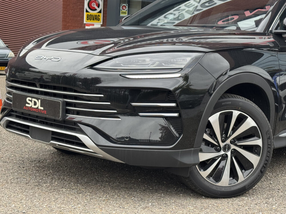 BYD SEAL U